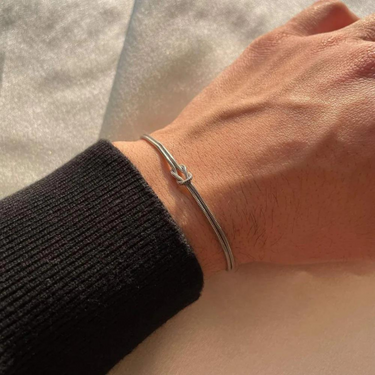 Arlo™ - Bracelet de Connexion